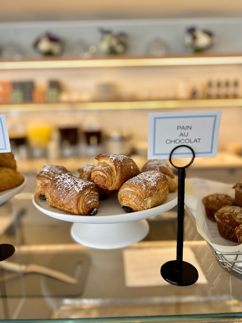 Aux Delices Foods - At The Bruce