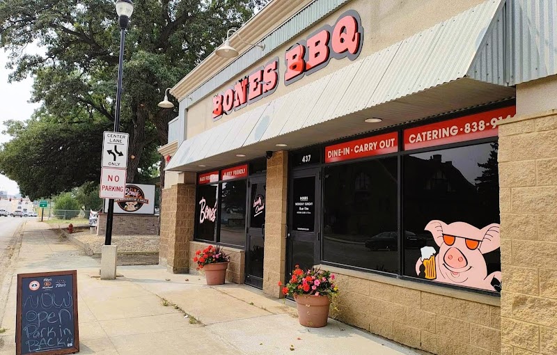 Bone's BBQ Smokehouse & Grill