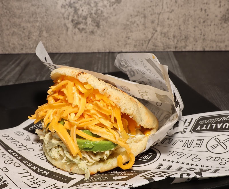 Pizza Market & Arepas