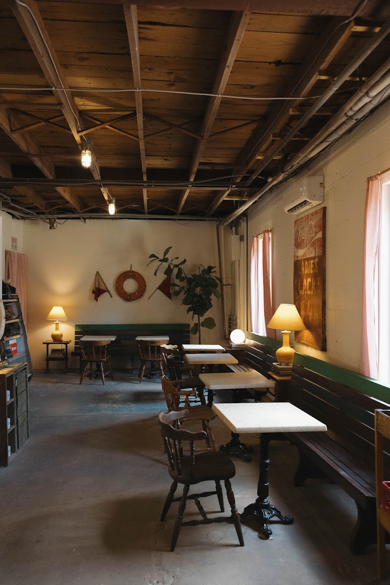 Herbert's Vintage and Coffee