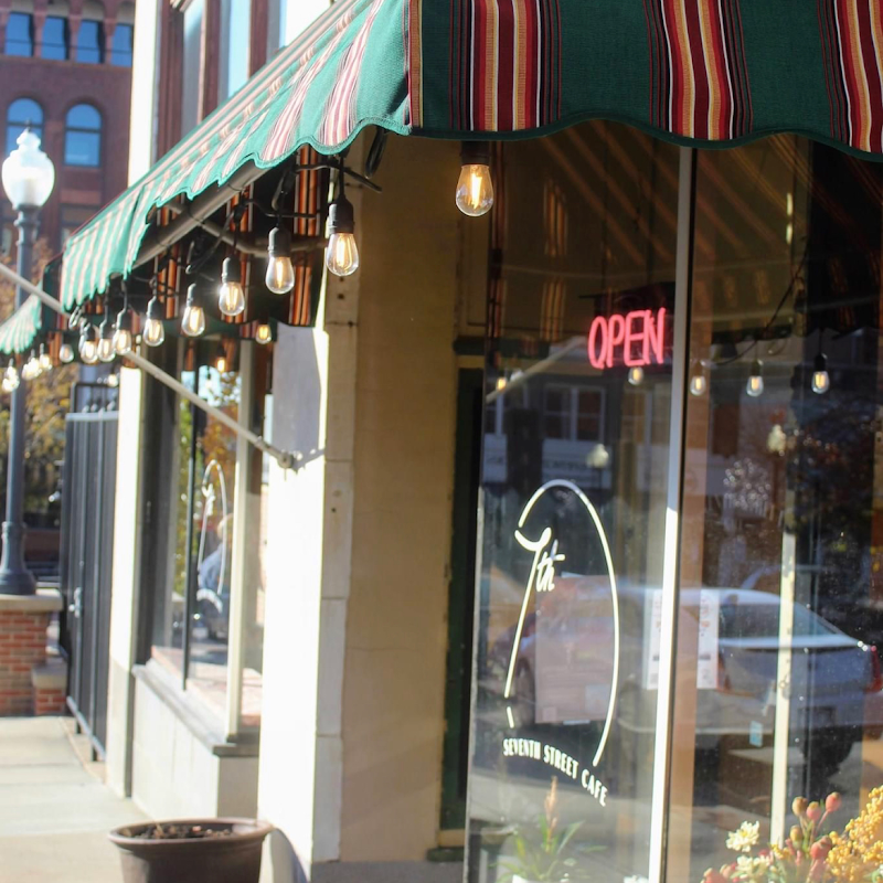 Seventh Street Café