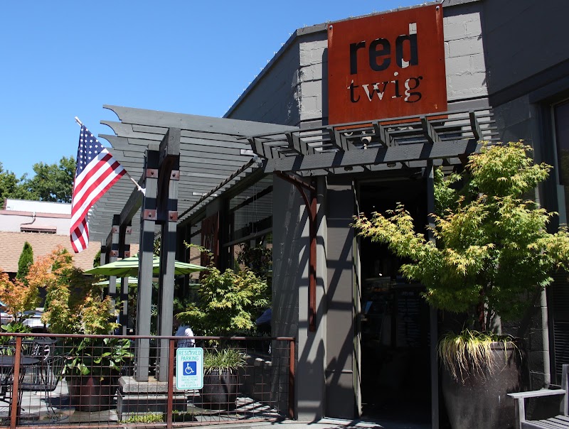 Red Twig Cafe and Bakery