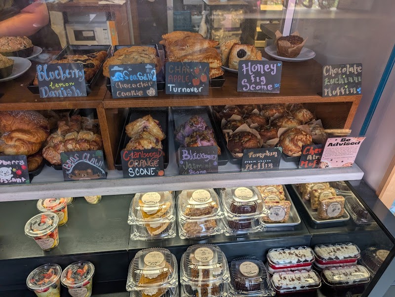 Red Twig Cafe and Bakery