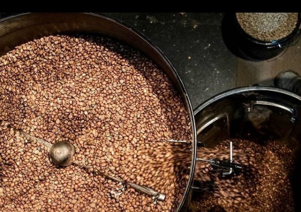 Black Velvet Coffee Roaster | Espresso & Wine Bar