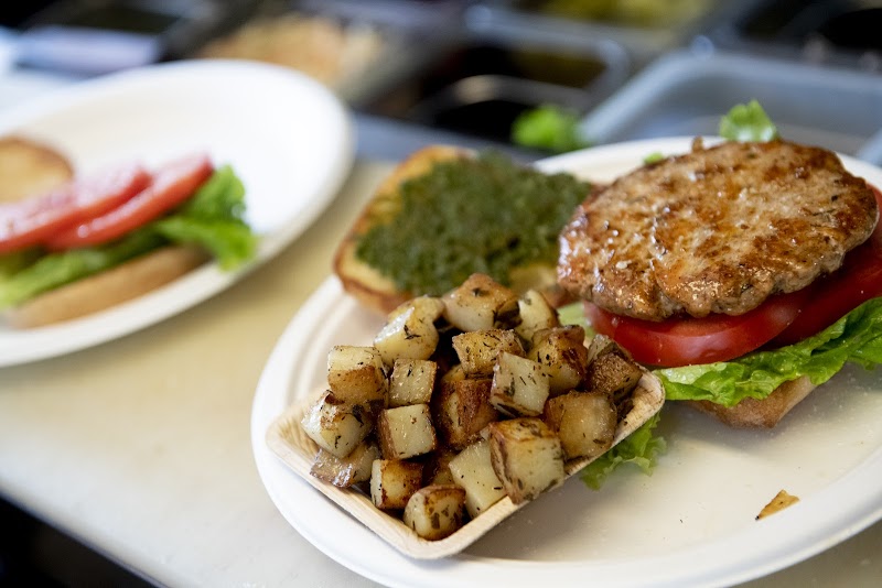 Good Groceries Market & Cafe