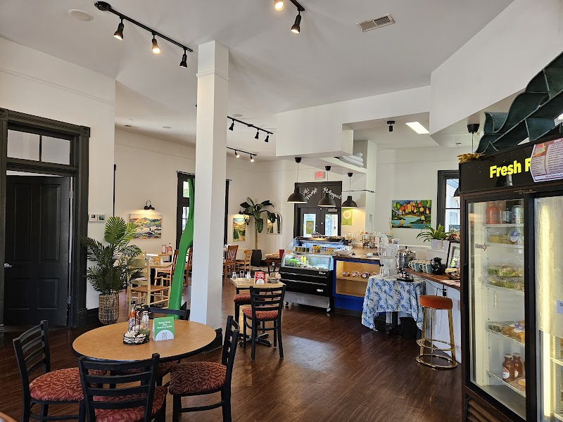 Good Groceries Market & Cafe