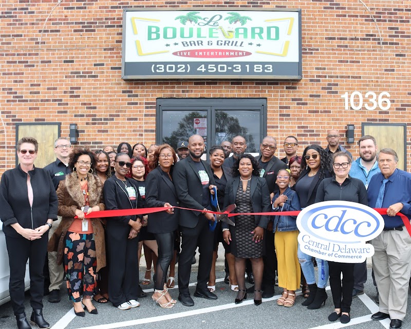 Le Boulevard Bar & Grill