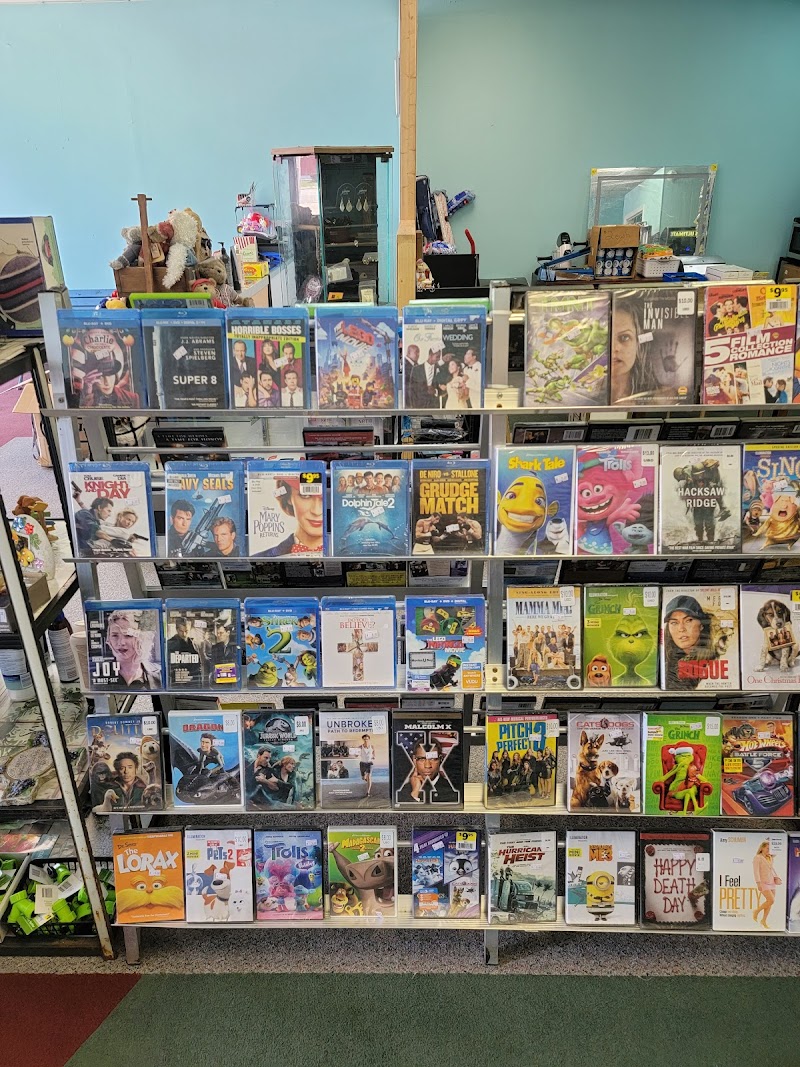 Kelly's Hoarders' Paradise