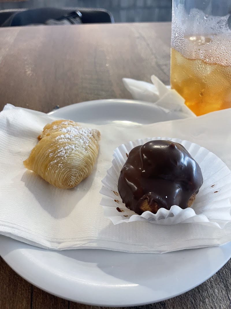 Suga Suga Naples Cafe