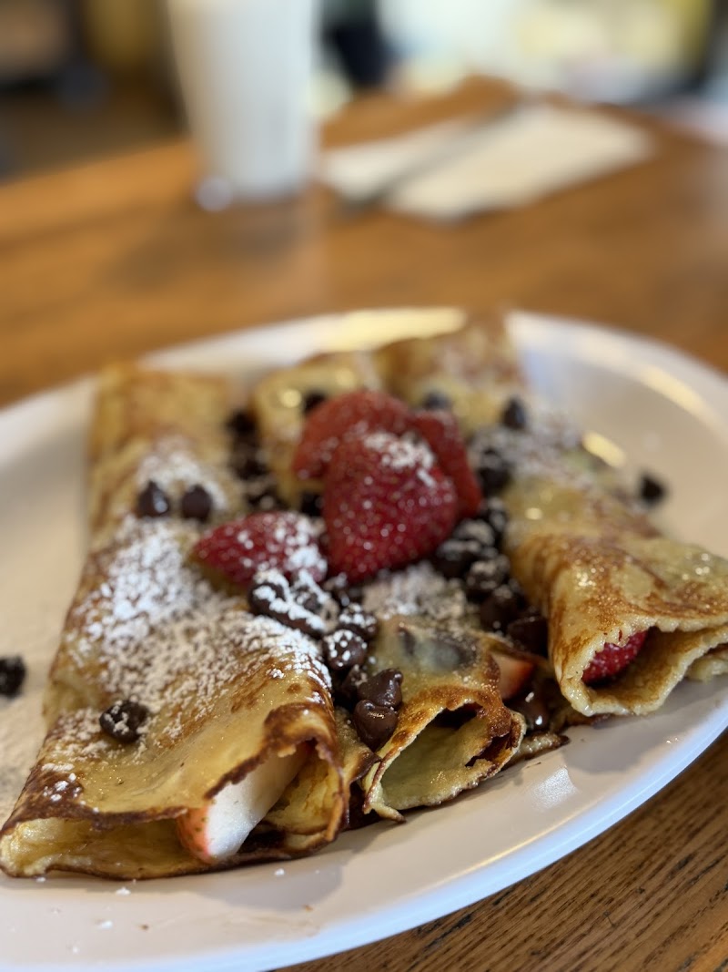 Eggs 'n Things - Waikiki Beach Eggspress