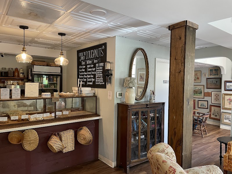 Dough-Joe’s Doughnuts & Coffee