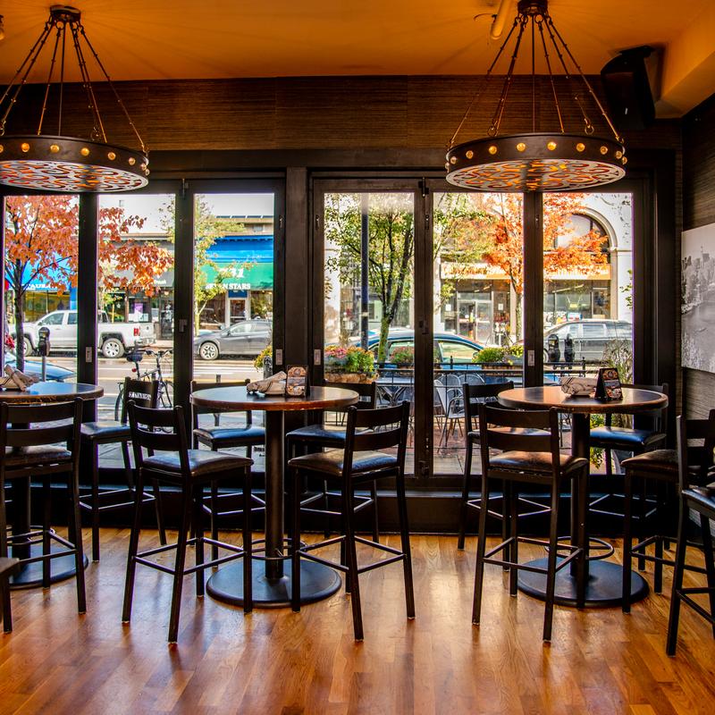 730 Tavern, Kitchen & Patio