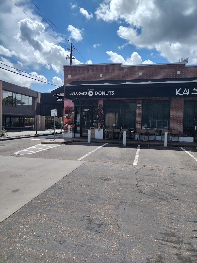 River Oaks Donuts