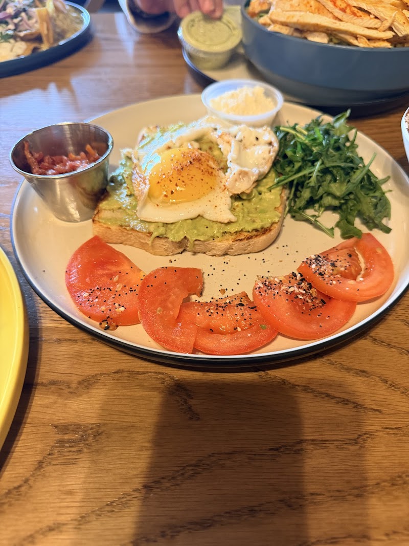 Bolillos Cafe San Isidro