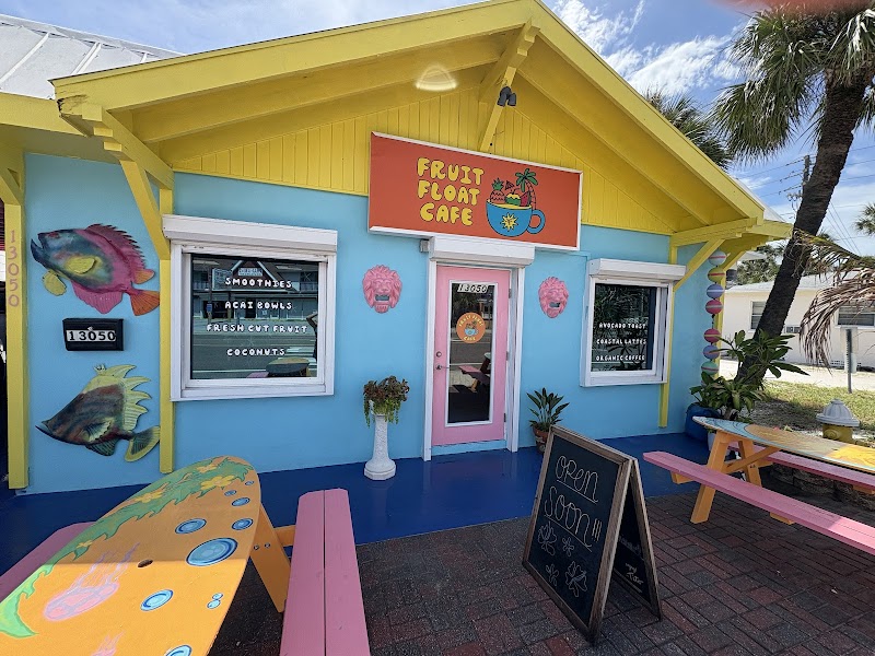 Fruit Float Cafe