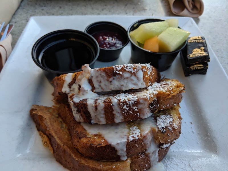 Slainte Irish Pub and Restaurant