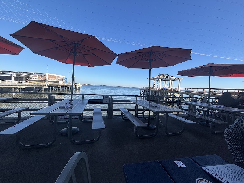 Fleet Landing Restaurant & Bar
