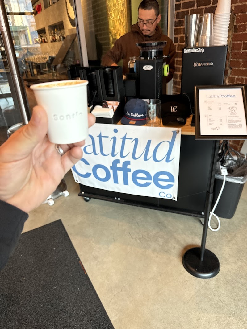 Latitud Coffee Co.