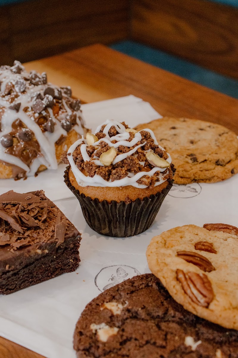 Honey Cup Coffeehouse & Creamery