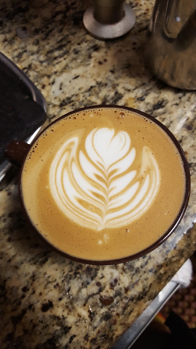 MOM's Café (aka Muir Woods Coffee House)