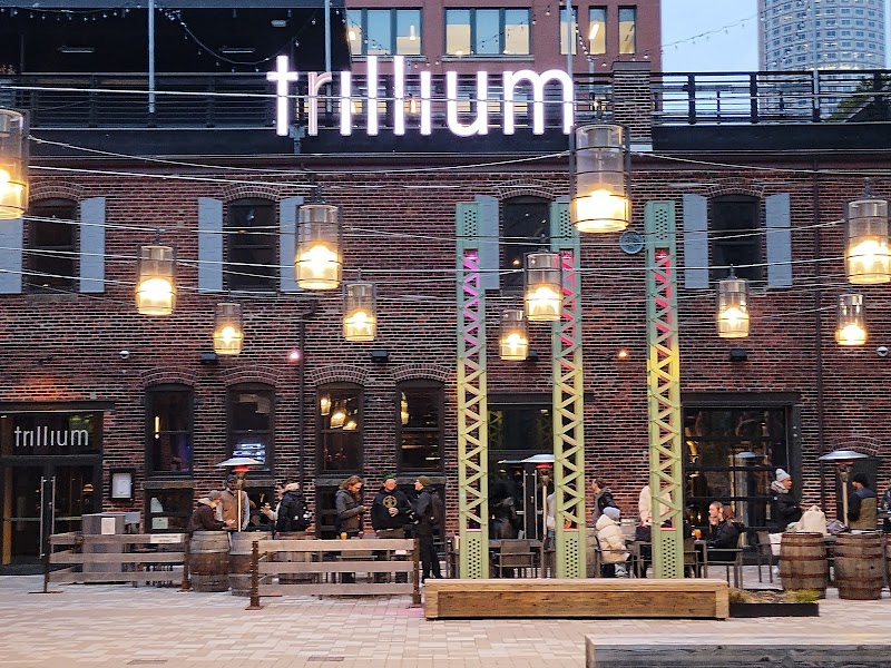 Trillium - Fort Point