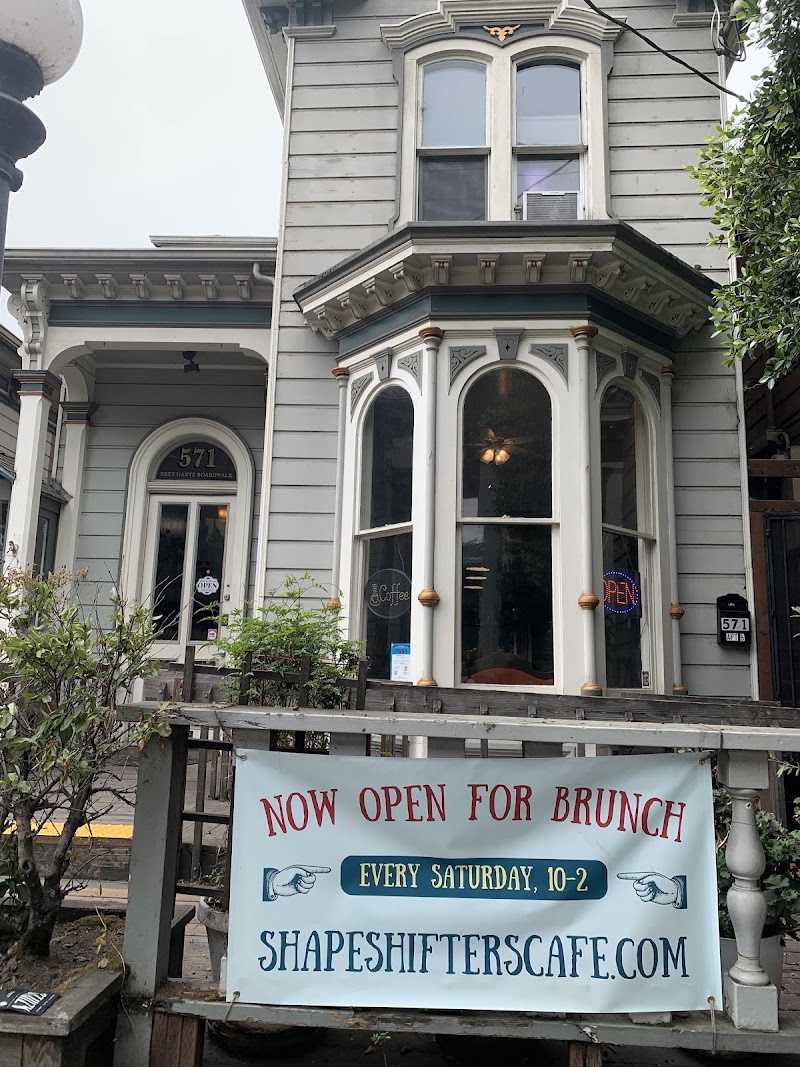 Shapeshifters Café