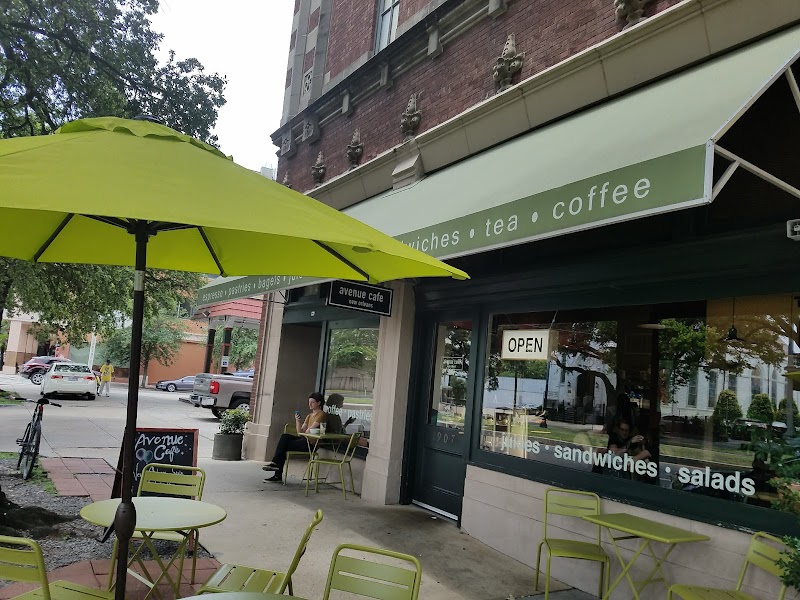 avenue cafe