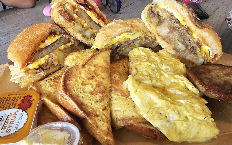 Dos Huevos Breakfast Shop