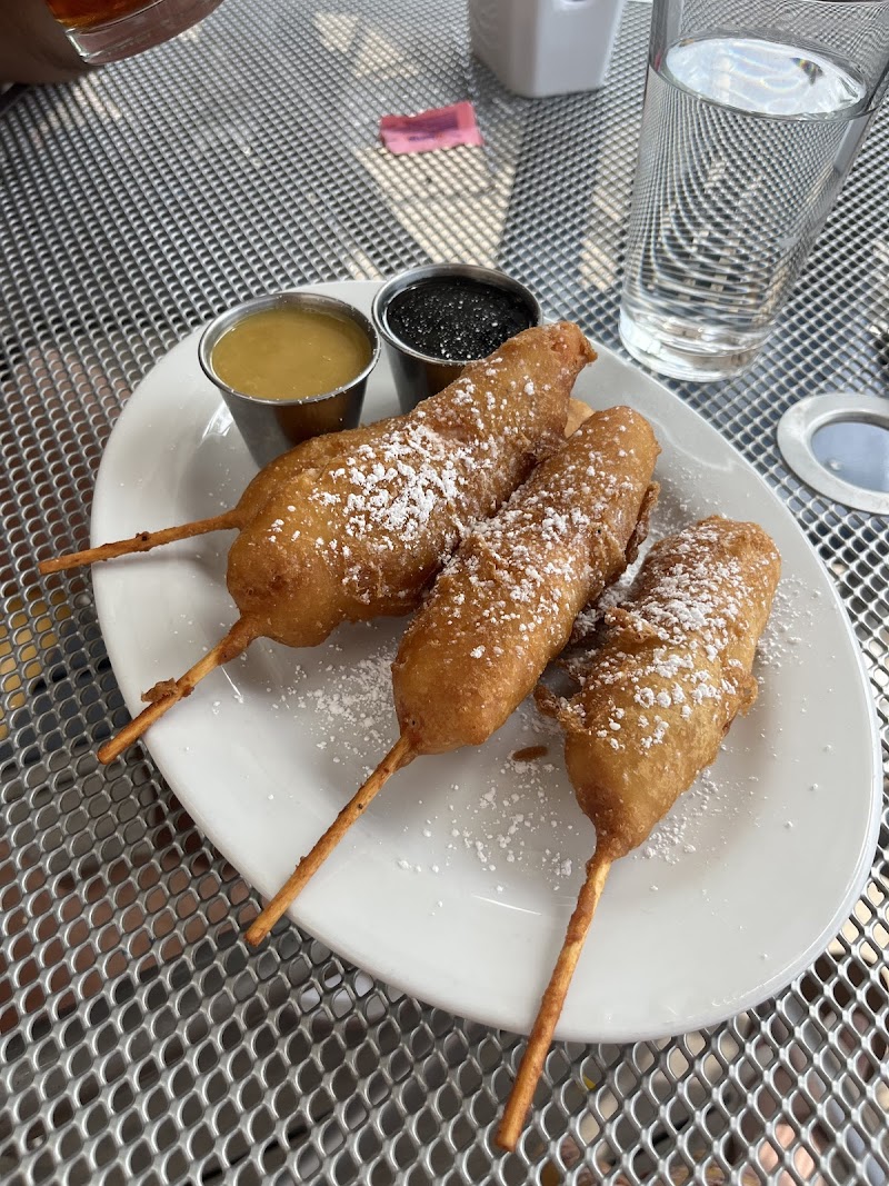 School House Kitchen and Libations