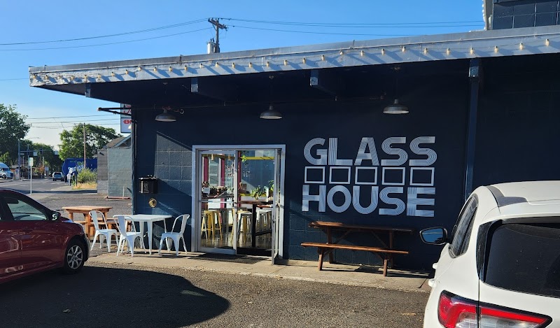 Glass House Coffee & Kitchen
