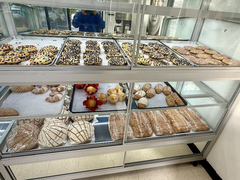 Los Morales Bakery