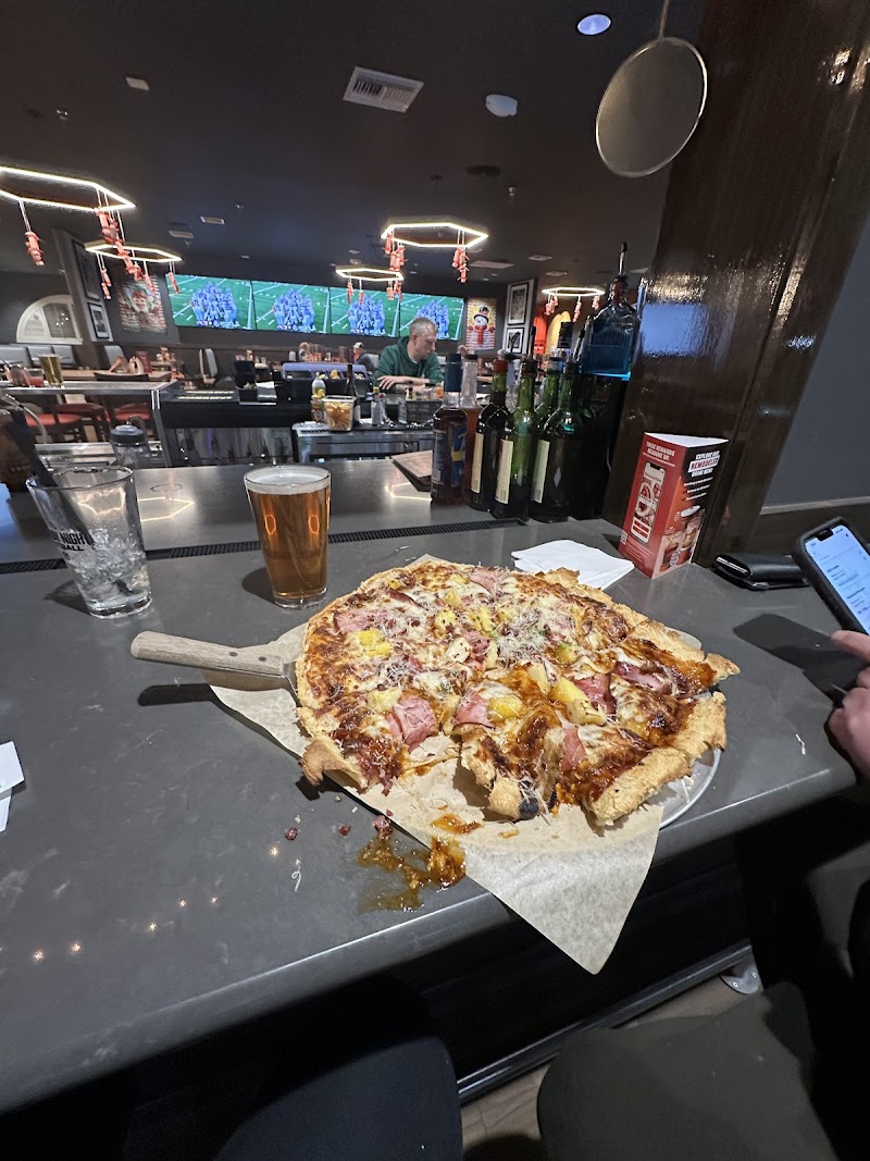 Boston's Restaurant & Sports Bar