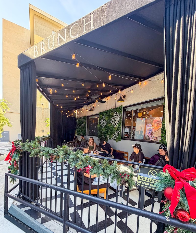 Republik Coffee Burbank