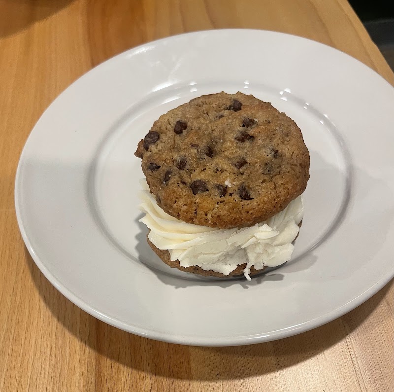 Chloe Lee's Coffee & Bakehouse