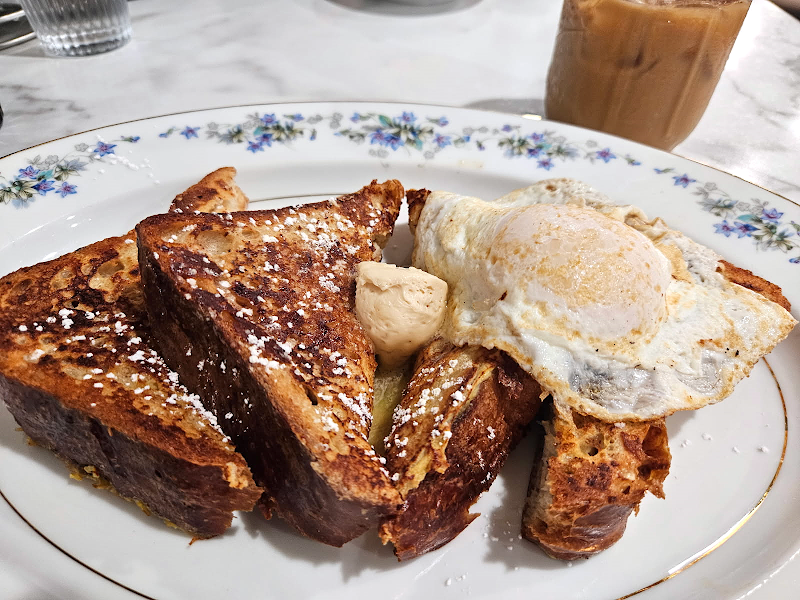 The Peach Blossom Eatery