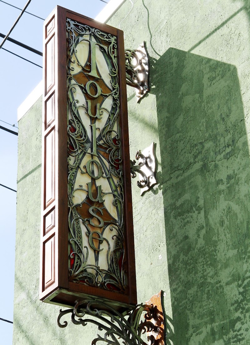 Toulouse Petit Kitchen & Lounge