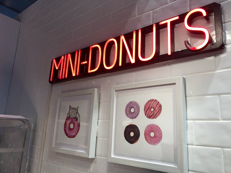 Happy Dough Lucky Donuts, Pizza & Bar