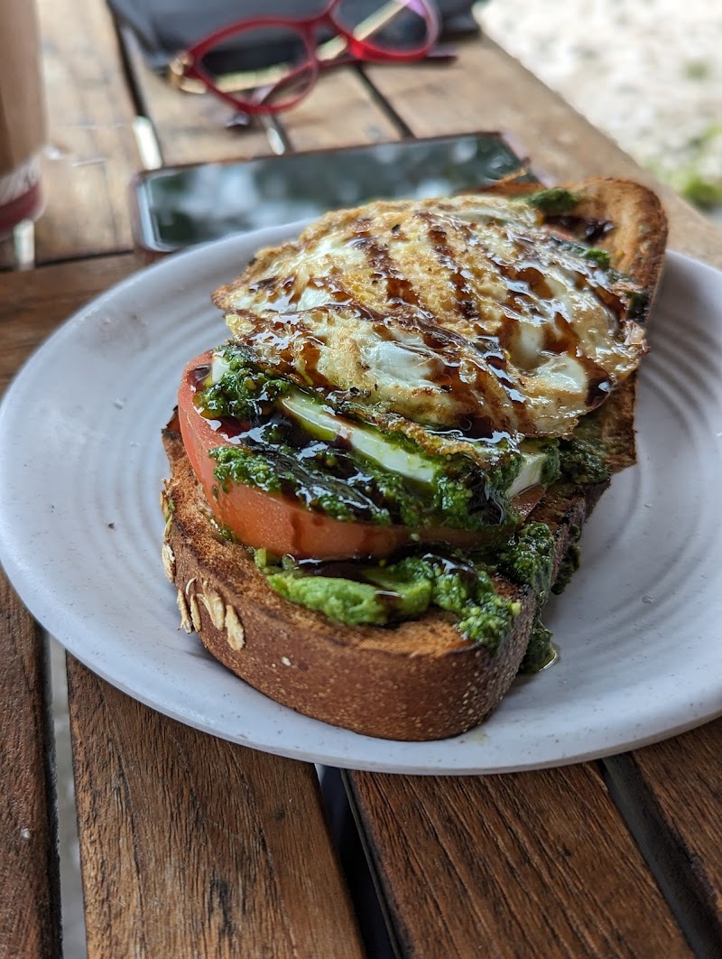 The Black Dog Heights Cafe