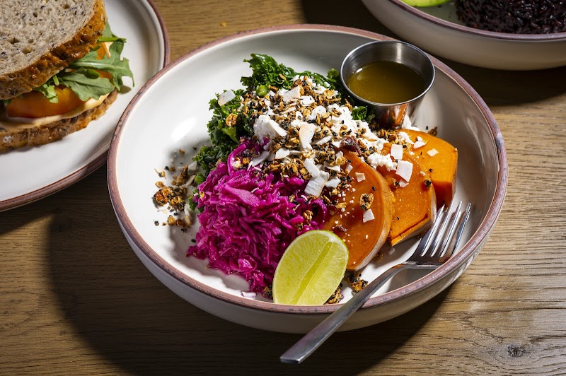 Daydrift Books & Cafe