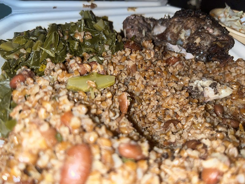 Naomi's Garden Restaurant & Lounge