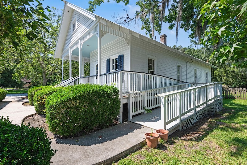 Suga Rose Coffee and Flowers Cafe