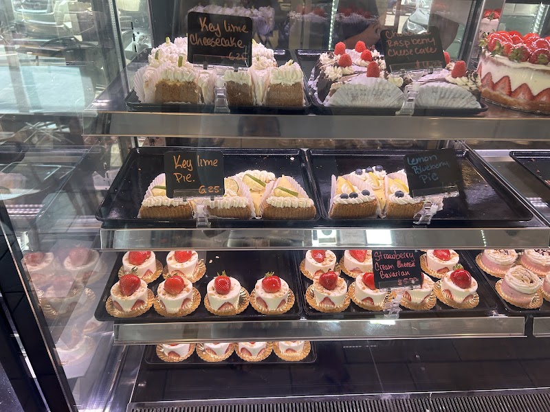 Fleur De Lis Gourmet Bakery