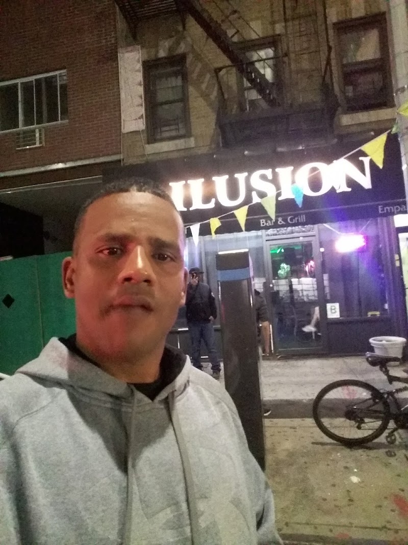 Ilusiones Bar and Grill