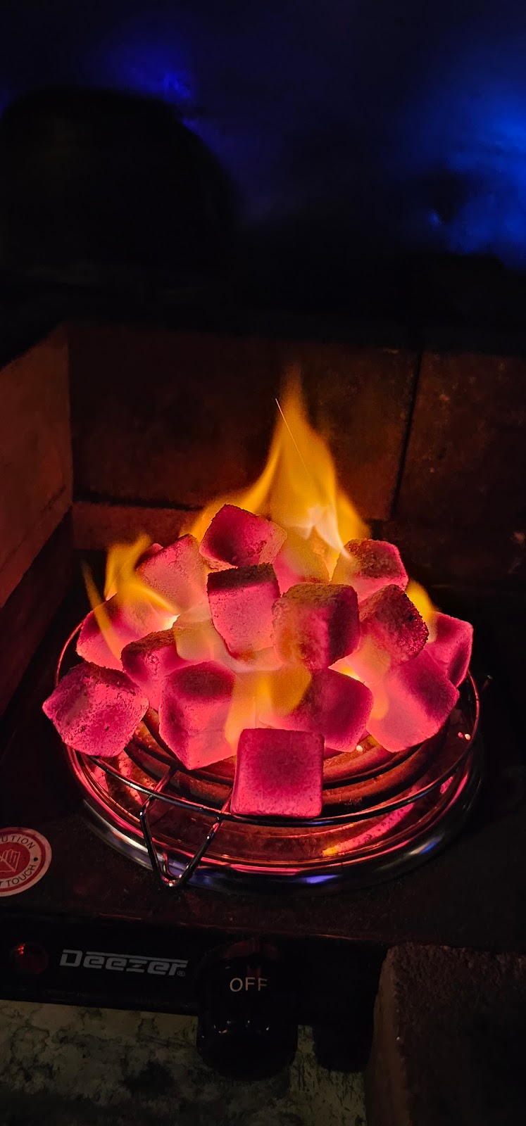 LUXOR CAFE & HOOKAH LOUNGE