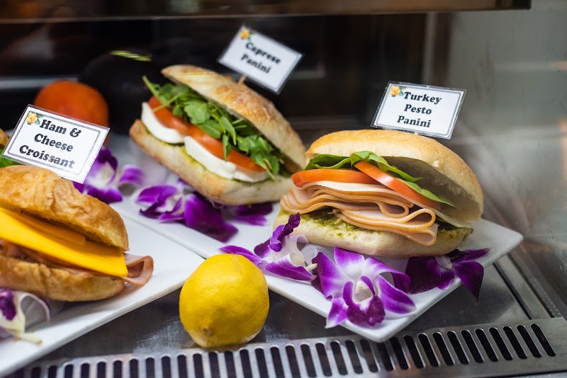 Hawaiian Aroma Caffe - The Ilikai