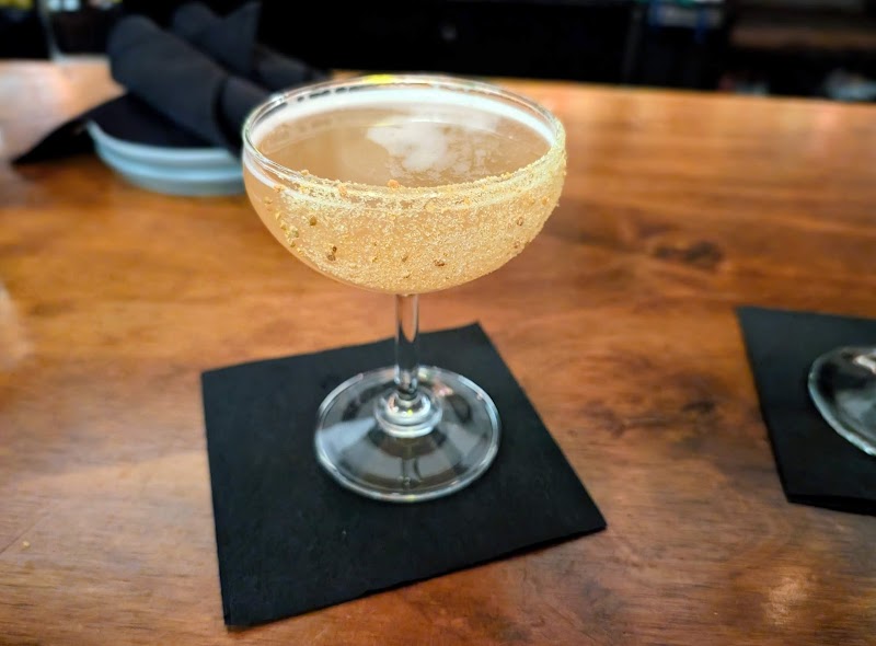 Bee's Knees & Honey Lounge