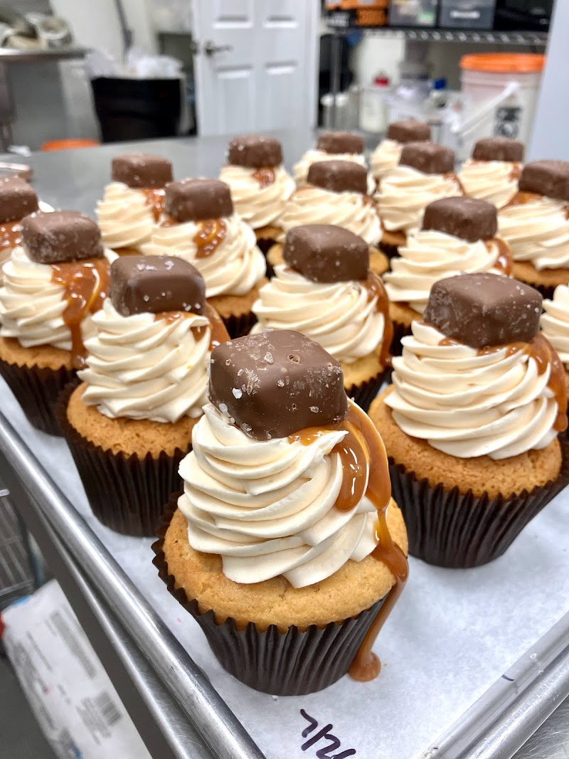 Smallcakes Cupcakery Chicago