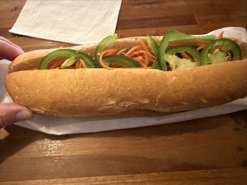 Banh Mi & Ti