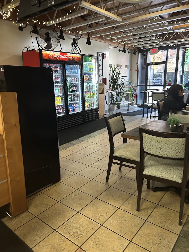 La Central Bakery & Cafe