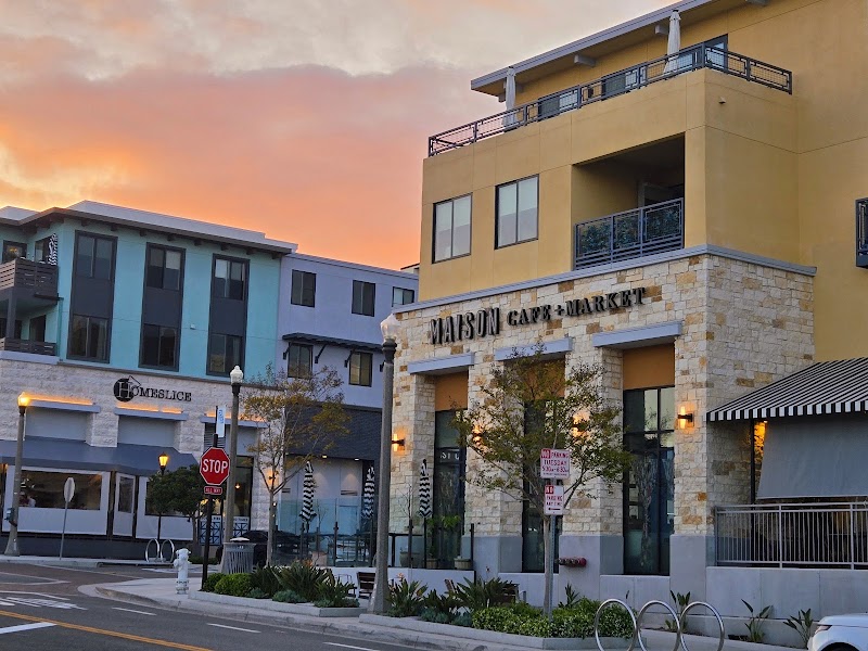 Maison Cafe + Market